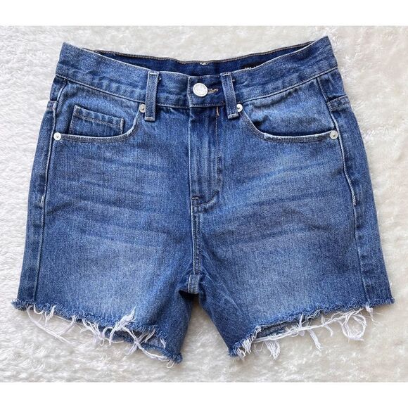 {BLANKNYC} The Barrow Vintage High-Rise Short - Picture 1 of 15